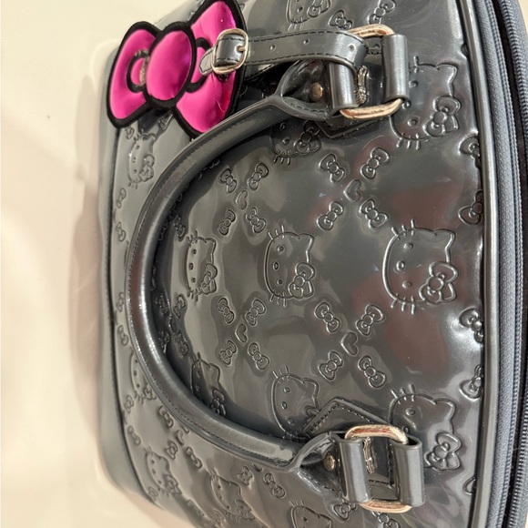 Hello Kitty Gray Embossed Handbag - Picture 4 of 14